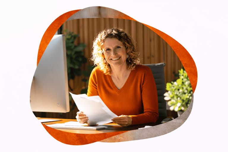Ellen Thys aan pc